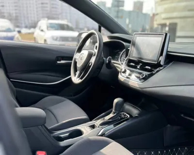 Фото 2 — Toyota Corolla, 2021