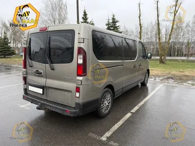 Фото 2 — Микроавтобус Renault Trafic, 2017