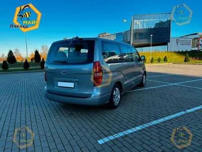 Фото 2 — Микроавтобус Hyundai H-1, 2019
