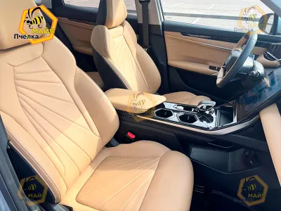 Фото 7 — Geely Atlas, 2023