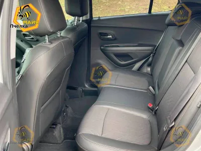 Фото 9 — Chevrolet Tracker, 2020