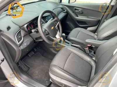 Фото 7 — Chevrolet Tracker, 2020