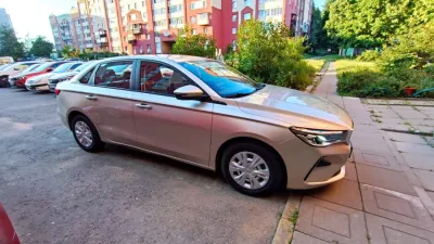 Фото 2 — Geely Emgrand, 2023