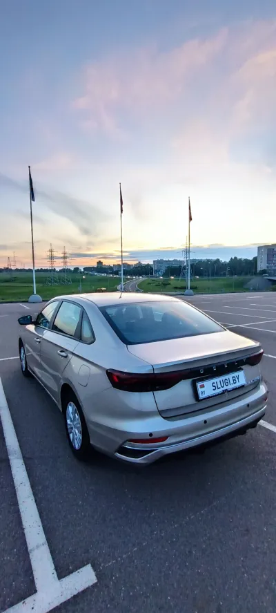 Фото 8 — Geely Emgrand, 2023
