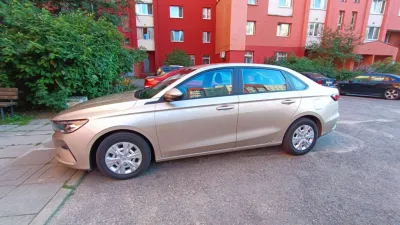 Фото 3 — Geely Emgrand, 2023