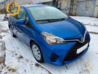 Фото 2 — Toyota Yaris, 2016