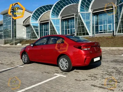 Фото 4 — Kia Rio, 2020