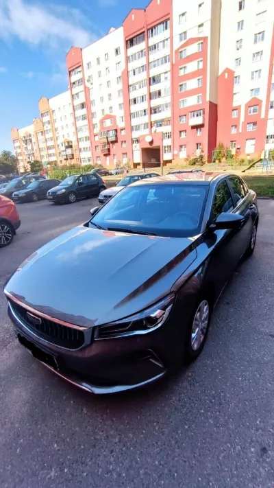 Фото 3 — Geely Emgrand, 2023